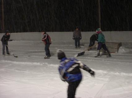 4H skaters